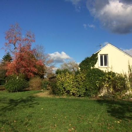 La Marelle Bed & Breakfast Avrille-les-Ponceaux ภายนอก รูปภาพ