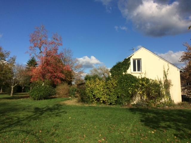 La Marelle Bed & Breakfast Avrille-les-Ponceaux ภายนอก รูปภาพ