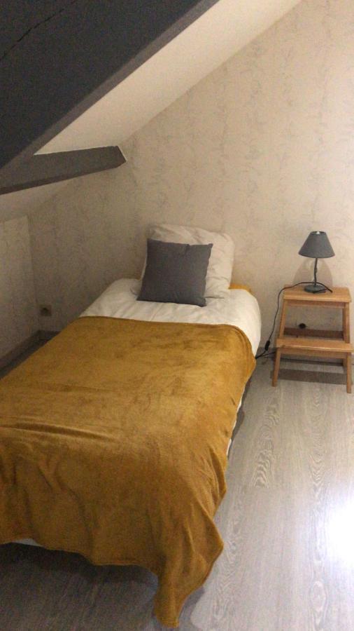 La Marelle Bed & Breakfast Avrille-les-Ponceaux ภายนอก รูปภาพ